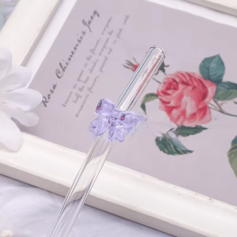 Bow Glass Straw