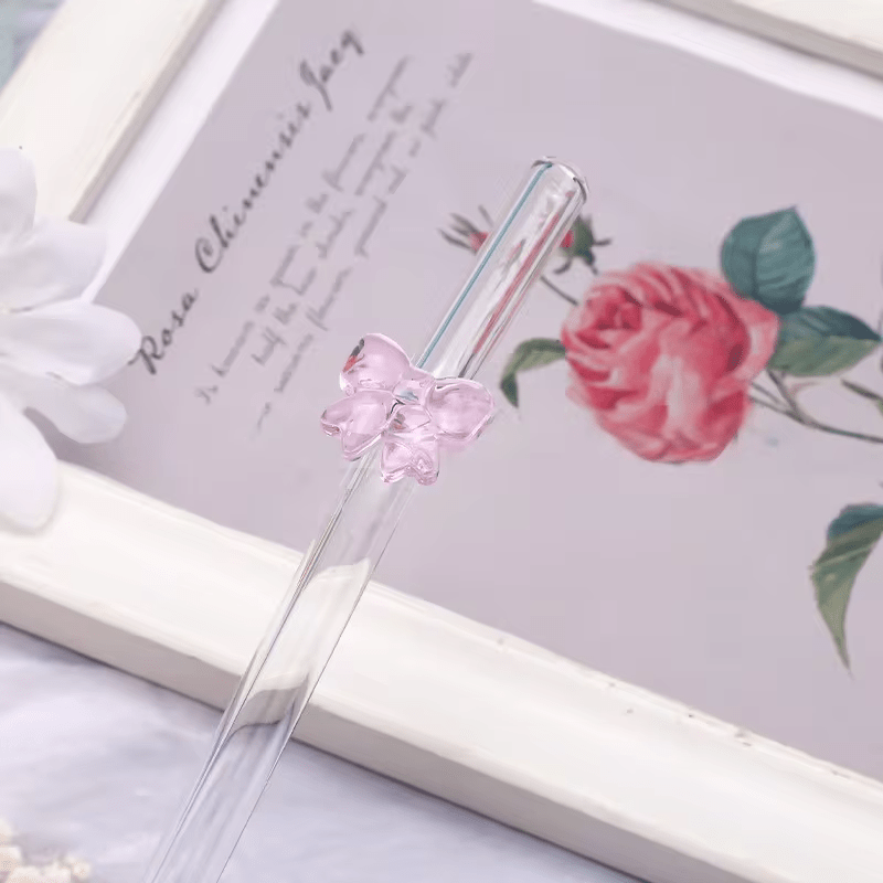 Bow Glass Straw